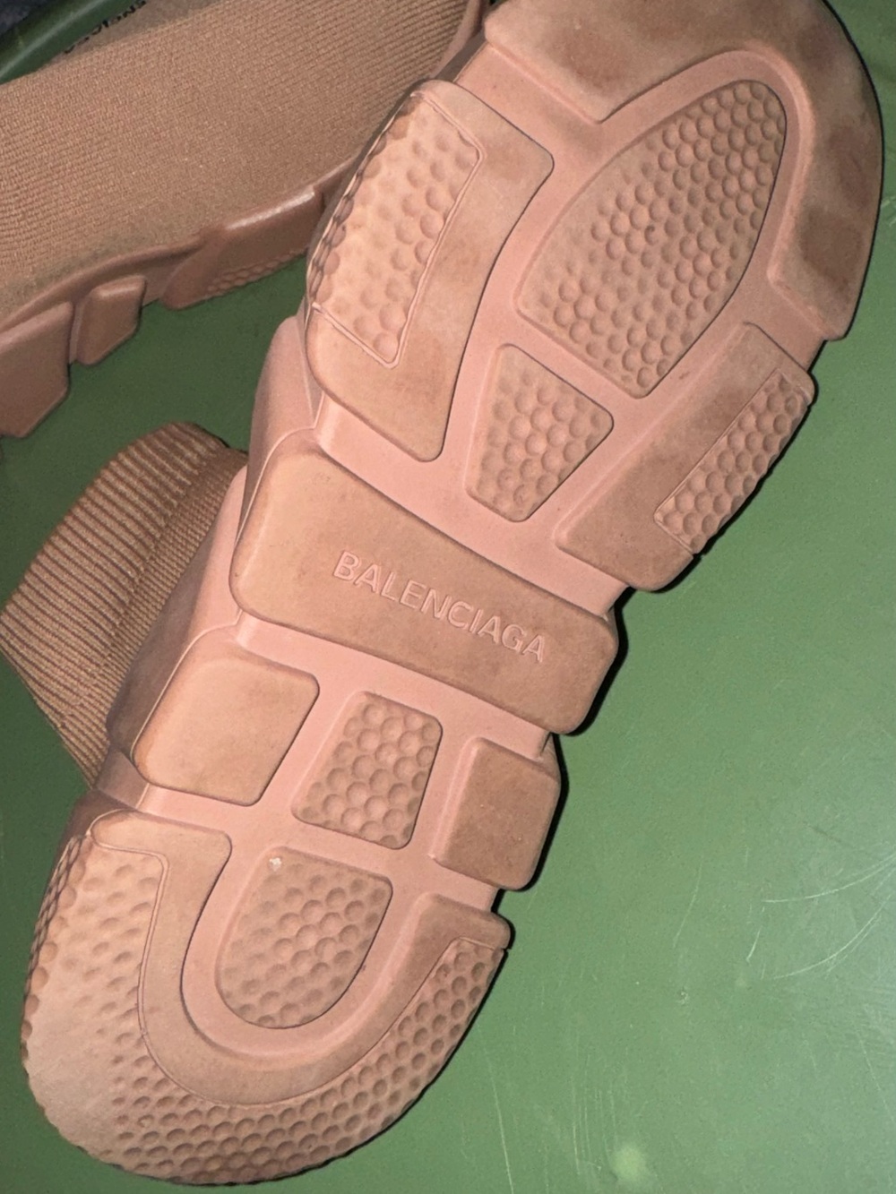 Balenciaga Peach Knit Speed Trainer Sneakers - Picture 9 of 12
